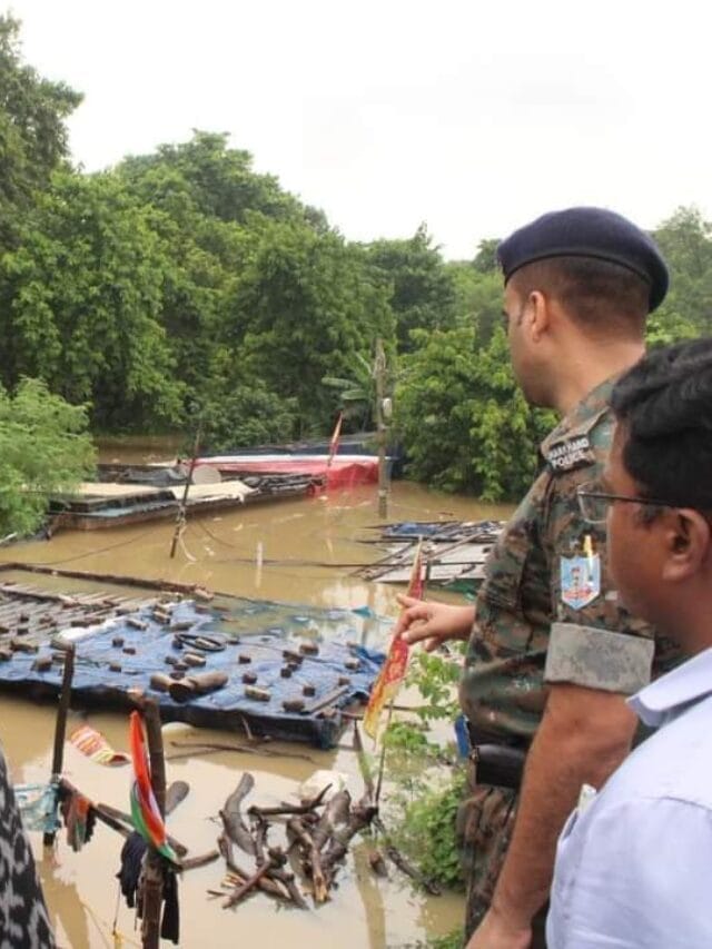 Jamshedpur Flood Bagbera colony  Kharkai River