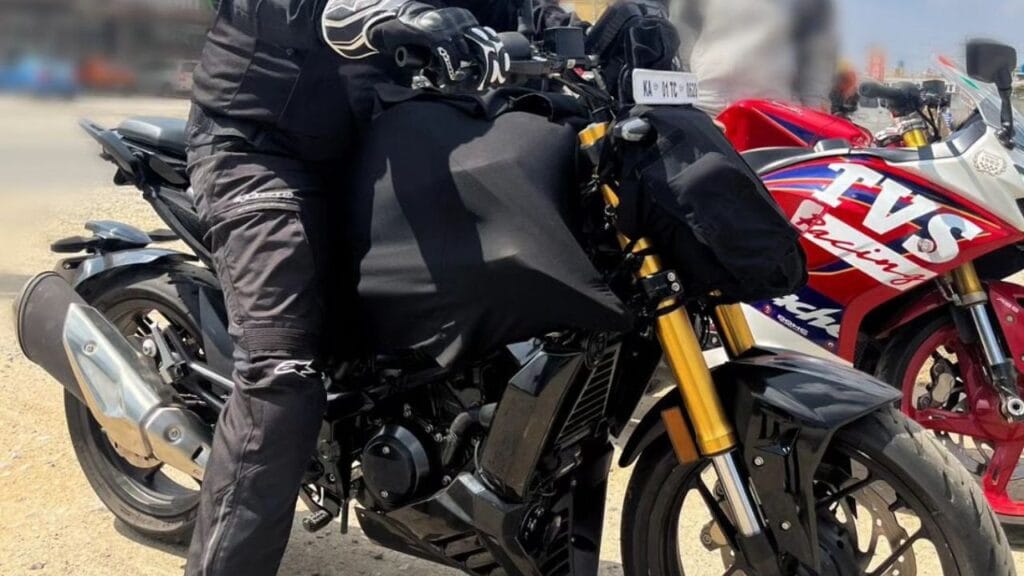 TVS Apache RTR 310, tvs apache rtr 310 launch date in india, Tvs apache rtr 310 price in india, Tvs apache rtr 310 price, Tvs apache rtr 310 on road price, tvs apache rtr 160, Tvs apache rtr 310 mileage, Tvs apache rtr 310 bs6 price,